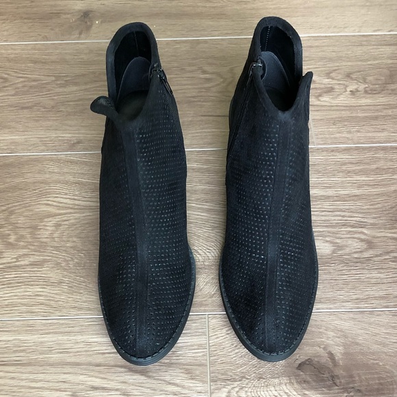 ⚡️Perforated Vegan Suede Booties - Picture 3 of 7